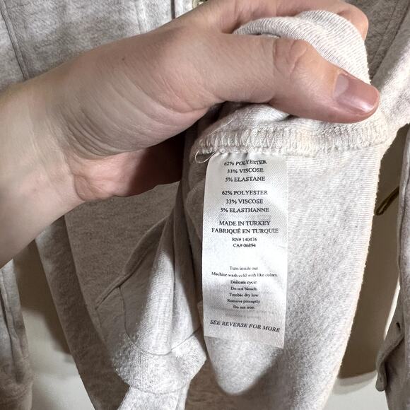 Faherty Gray Heathered Shacket - Picture 3 of 5